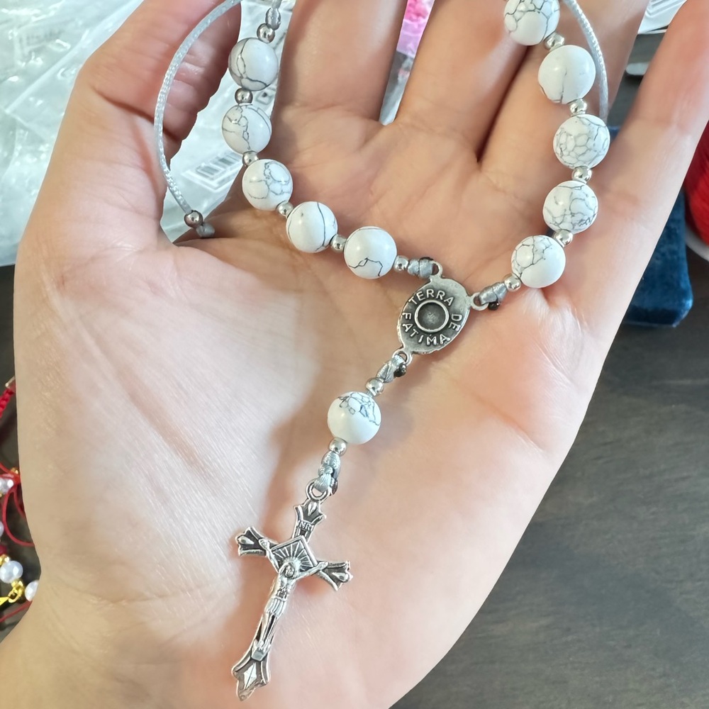 Silver and White Beaded Bracelet with Crucifix